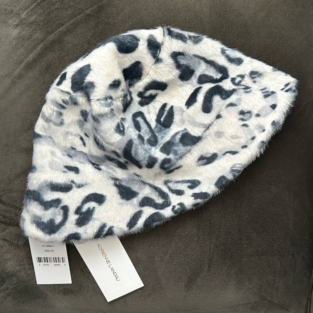 NWT Adrienne Landau Snow Leopard Print Faux Fur Bucket Hat